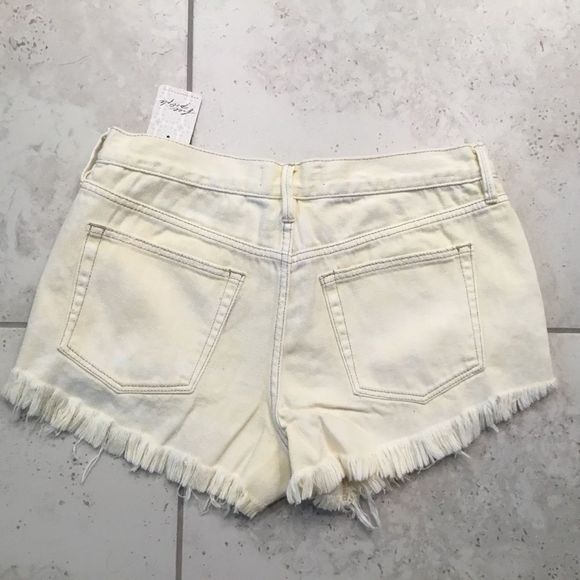 WE THE FREE | Loving Good Vibrations Cutoff Denim Shorts - Picture 9 of 15